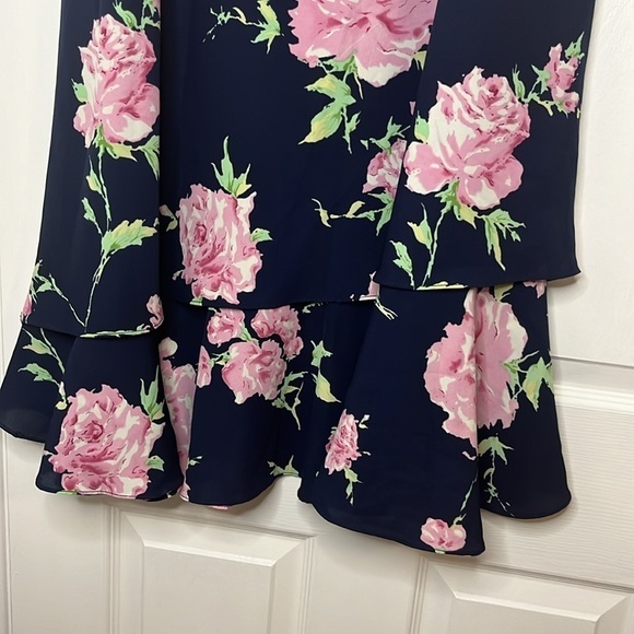 🇨🇦 Navy blue floral skirt - made in Canada - Picture 4 of 4